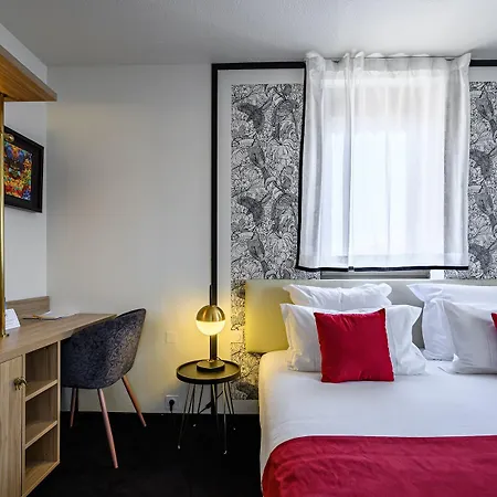 Urban Style Saint Claire Hotel