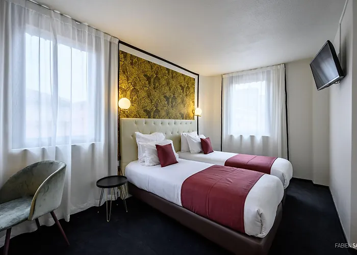 Urban Style Saint Claire Hotel 3*