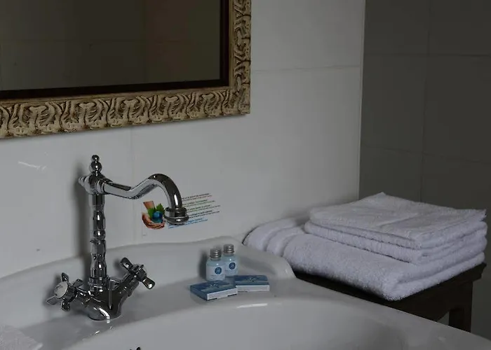 Urban Style Saint Claire Hotel