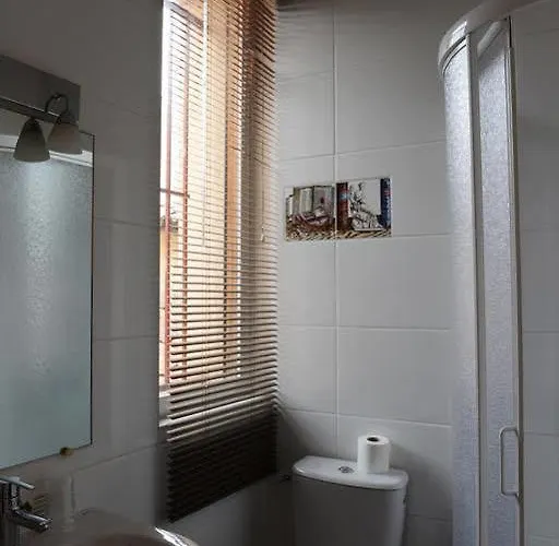 Urban Style Saint Claire Hotel 3*