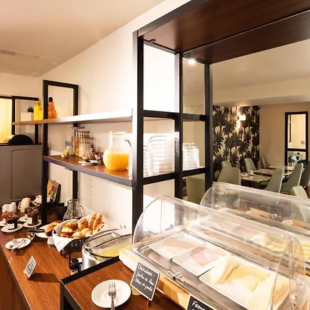 Urban Style Saint Claire 3*