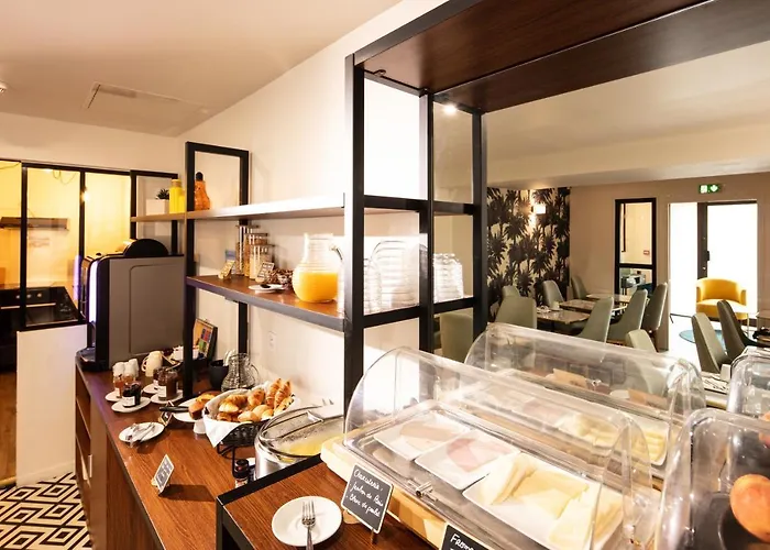 Urban Style Saint Claire 3*