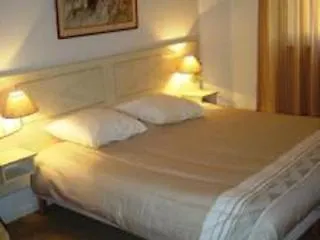 Urban Style Saint Claire 3*