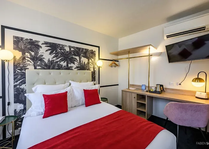 Urban Style Saint Claire Hotel