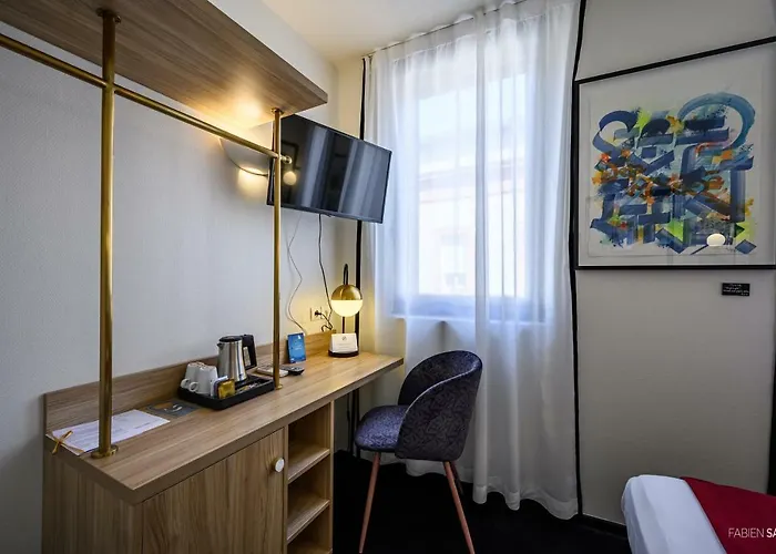 Urban Style Saint Claire 3*