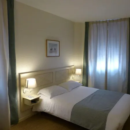 Urban Style Saint Claire