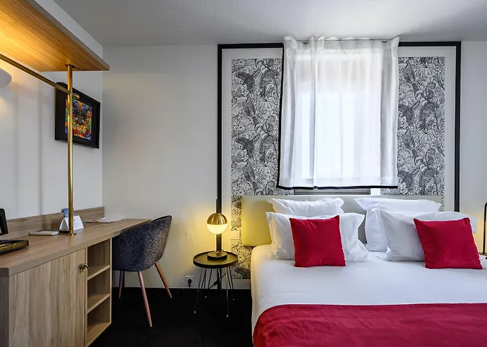 Urban Style Saint Claire Отель