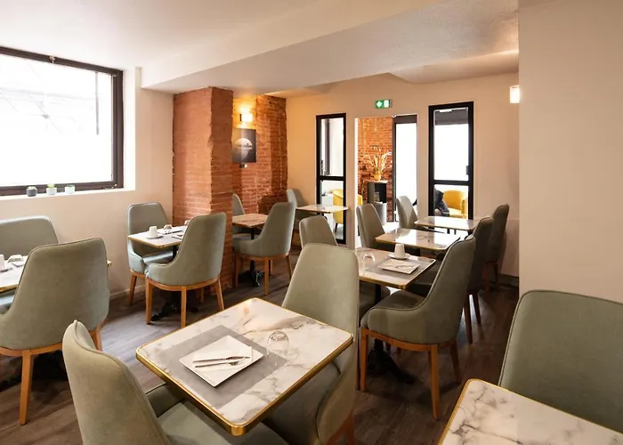 Urban Style Saint Claire Отель 3*